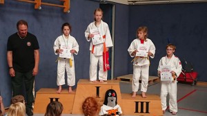 33367571_1951926184841444_1916106192032104448_n